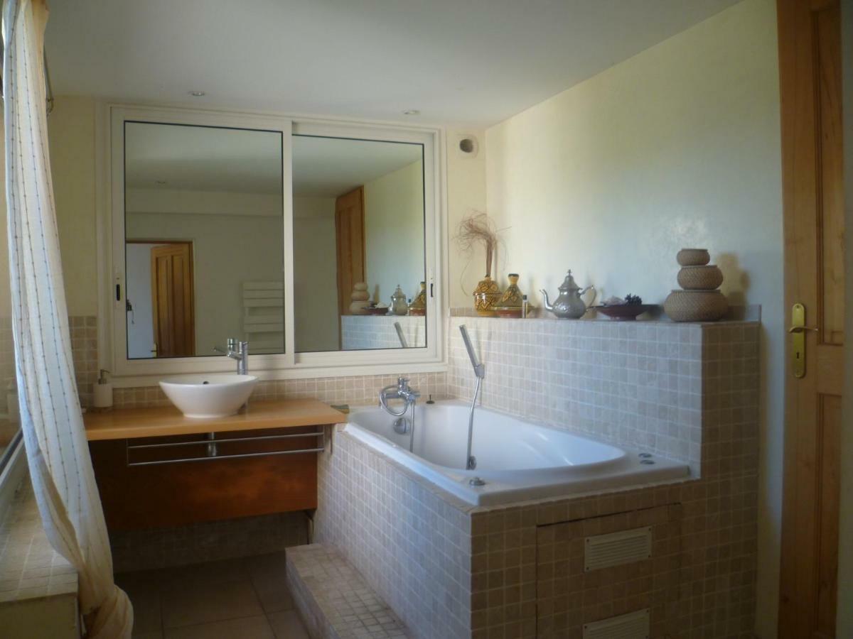Villa Du Bau Rouge การ์เกราน ภายนอก รูปภาพ